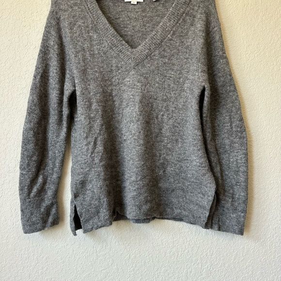 VINCE Side Slit V-Neck Tunic Sweater in Grey Wool Alpaca Blend - Picture 4 of 10